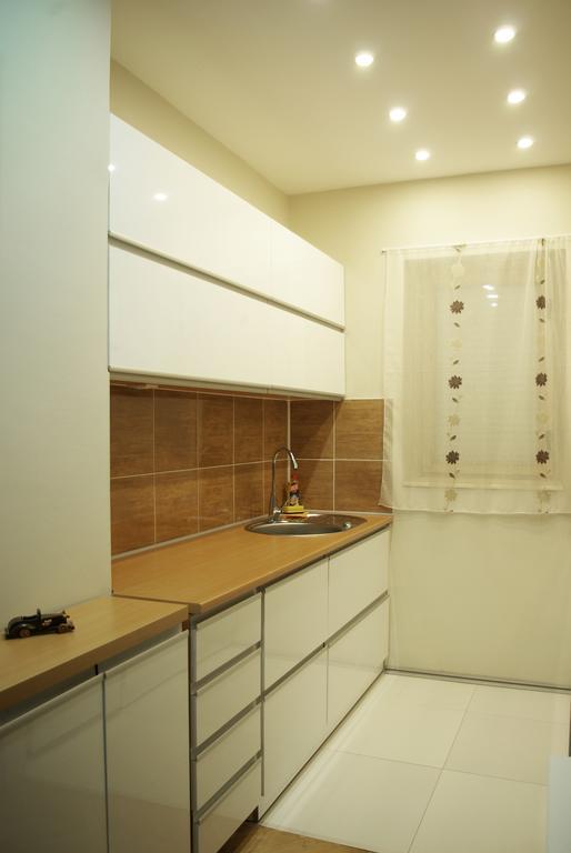 Square Studio Apartment Ni Dış mekan fotoğraf
