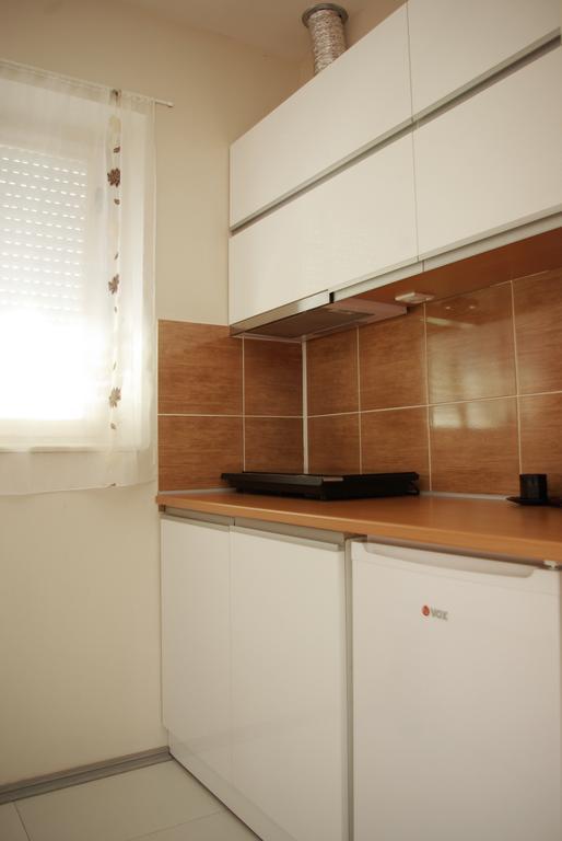 Square Studio Apartment Ni Dış mekan fotoğraf
