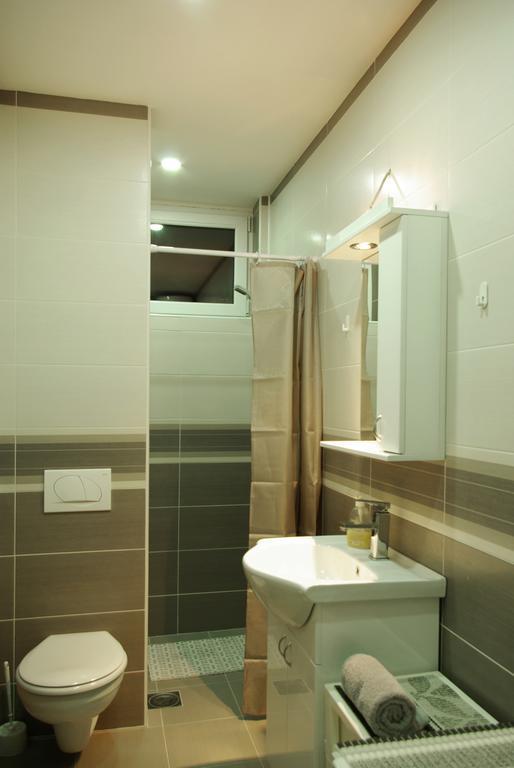 Square Studio Apartment Ni Dış mekan fotoğraf